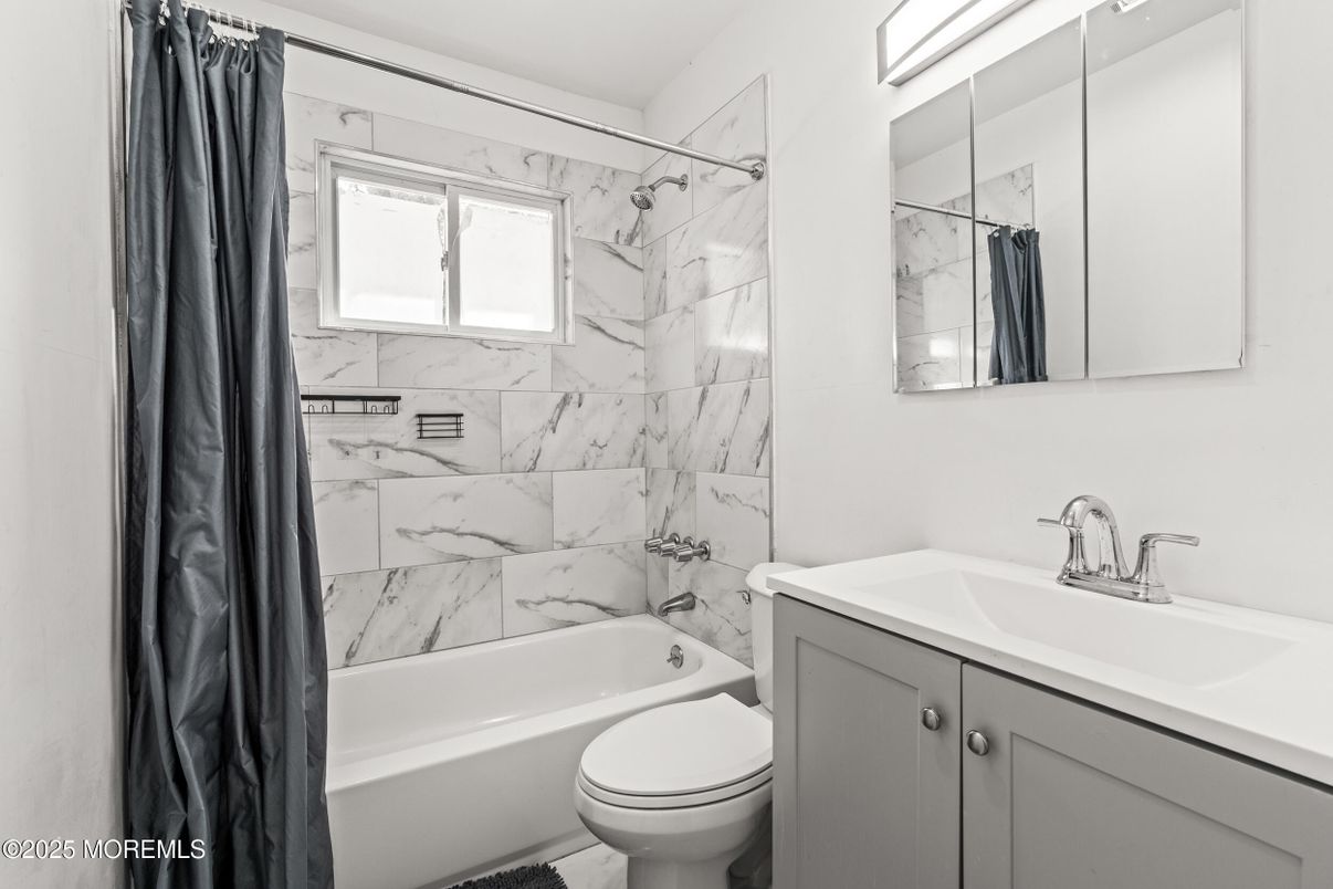 Bathroom, Interior, Marble Walls