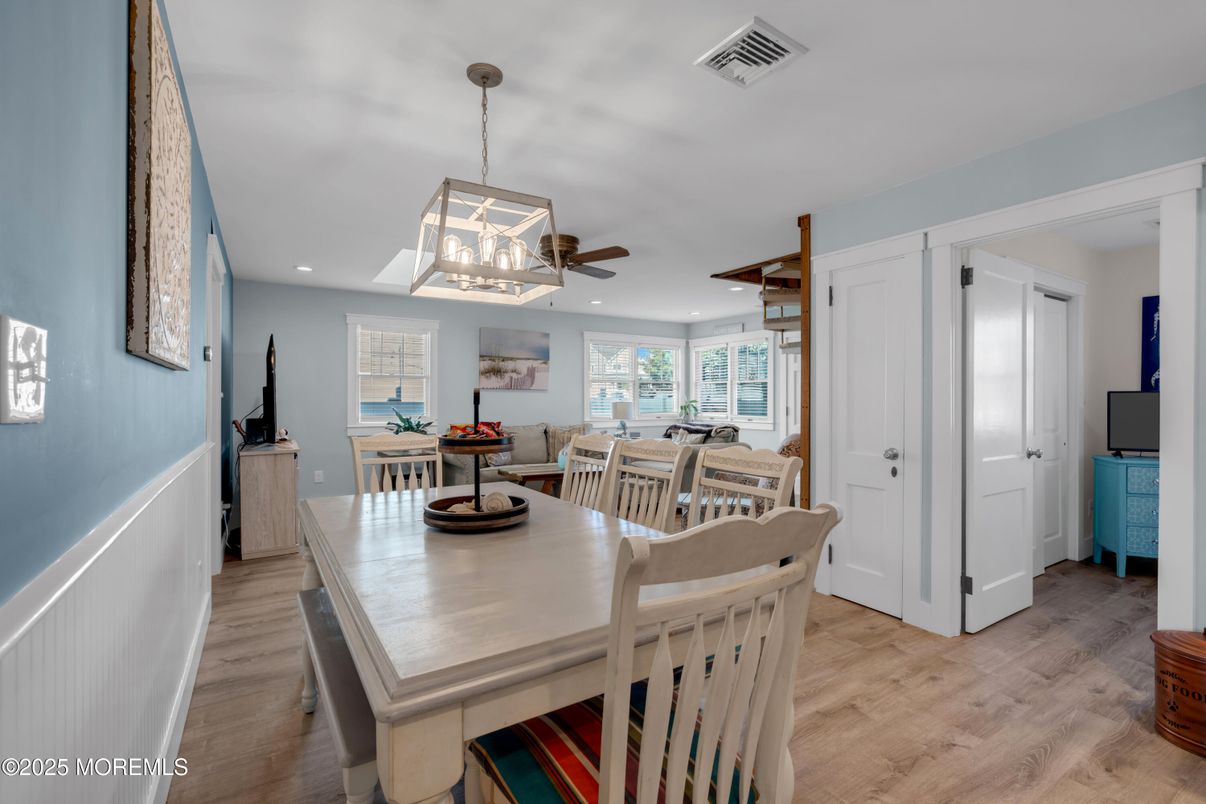 Dining room, Interior, Pendant Lights, Recessed Lighting, Wood Texture Flooring