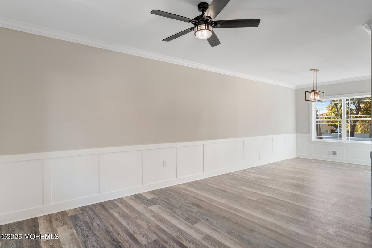 Empty room, Interior, Pendant Lights, Wood Texture Flooring