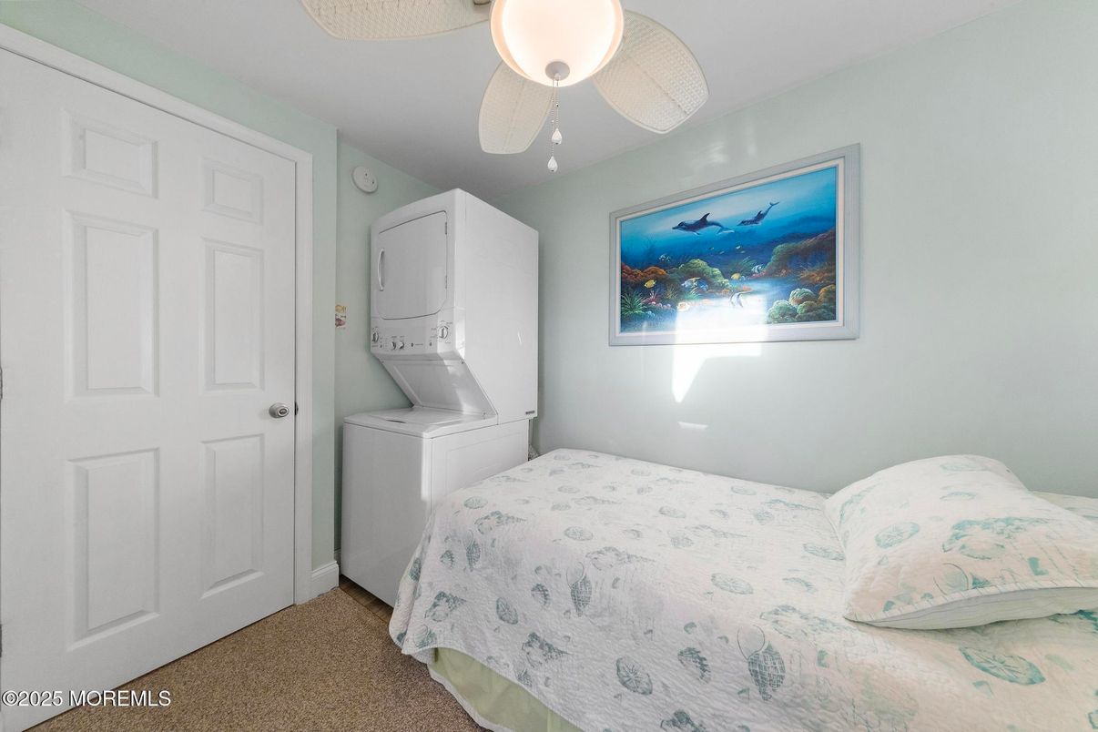 Bedroom, Interior, Washer