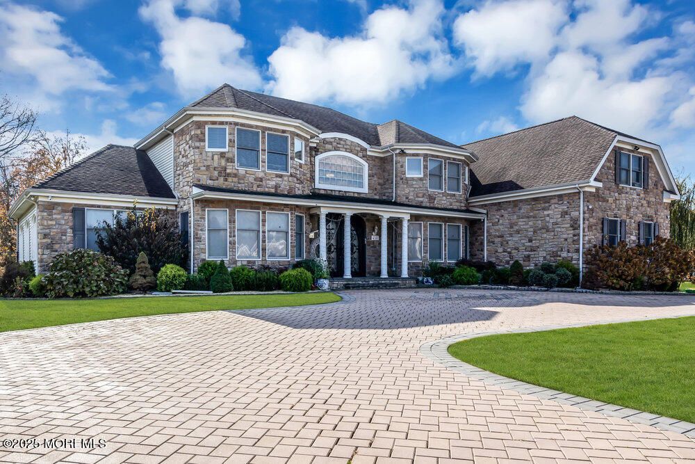 Exterior, Facade, Brick Facade, French Provincial