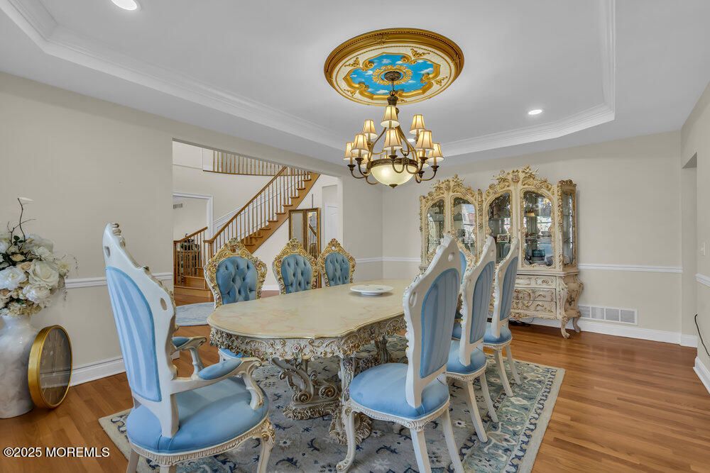 Chandelier, Dining room, Interior, Recessed Lighting, Wood Texture Flooring