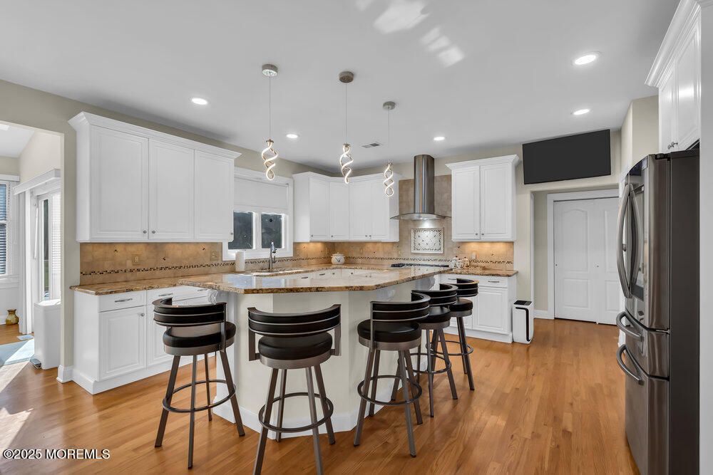 Interior, Kitchen, Pendant Lights, Recessed Lighting, Wood Texture Flooring