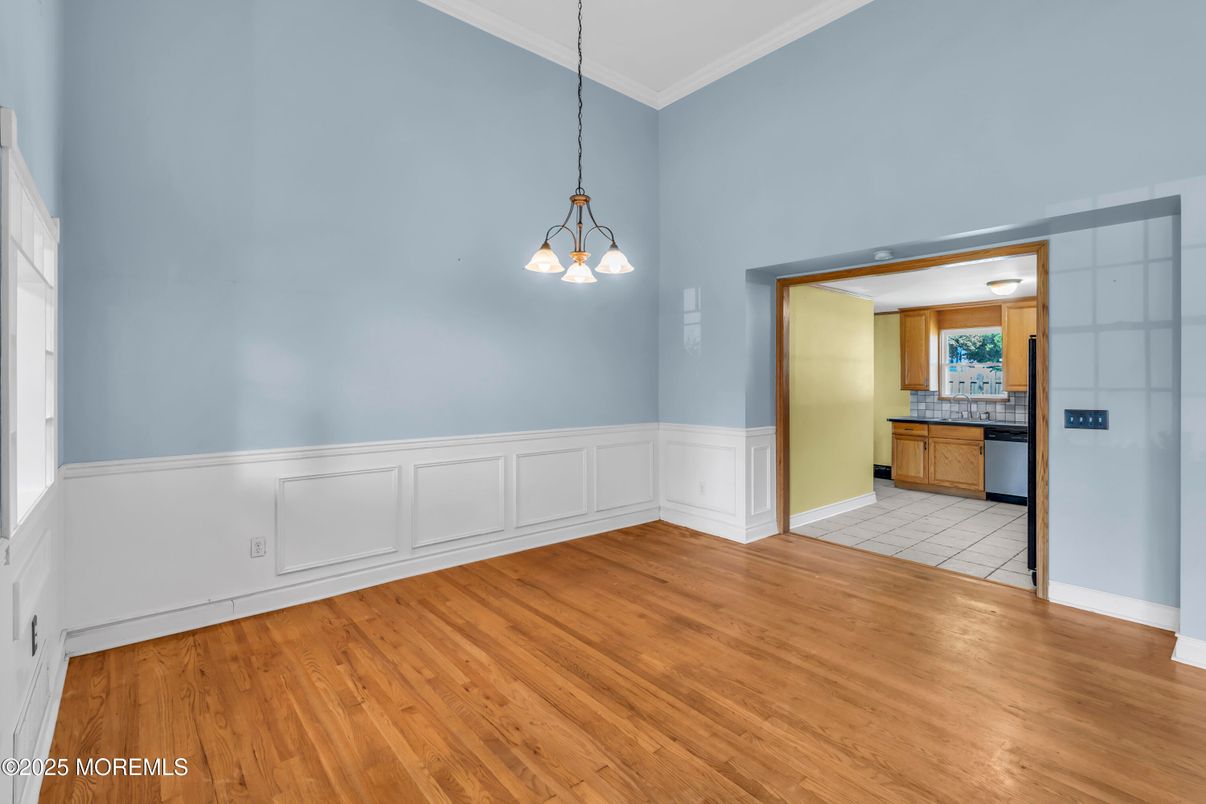 Empty room, Interior, Kitchen, Pendant Lights, Wood Texture Flooring