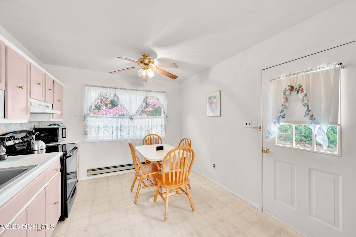 Dining room, Interior, Kitchen