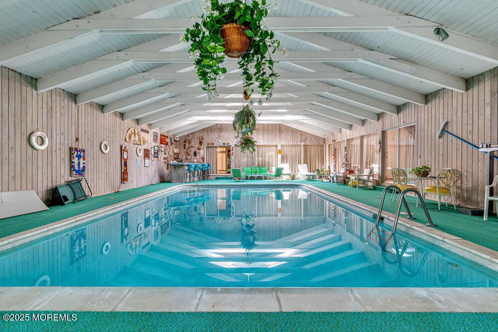Interior, Pool, Wooden Walls