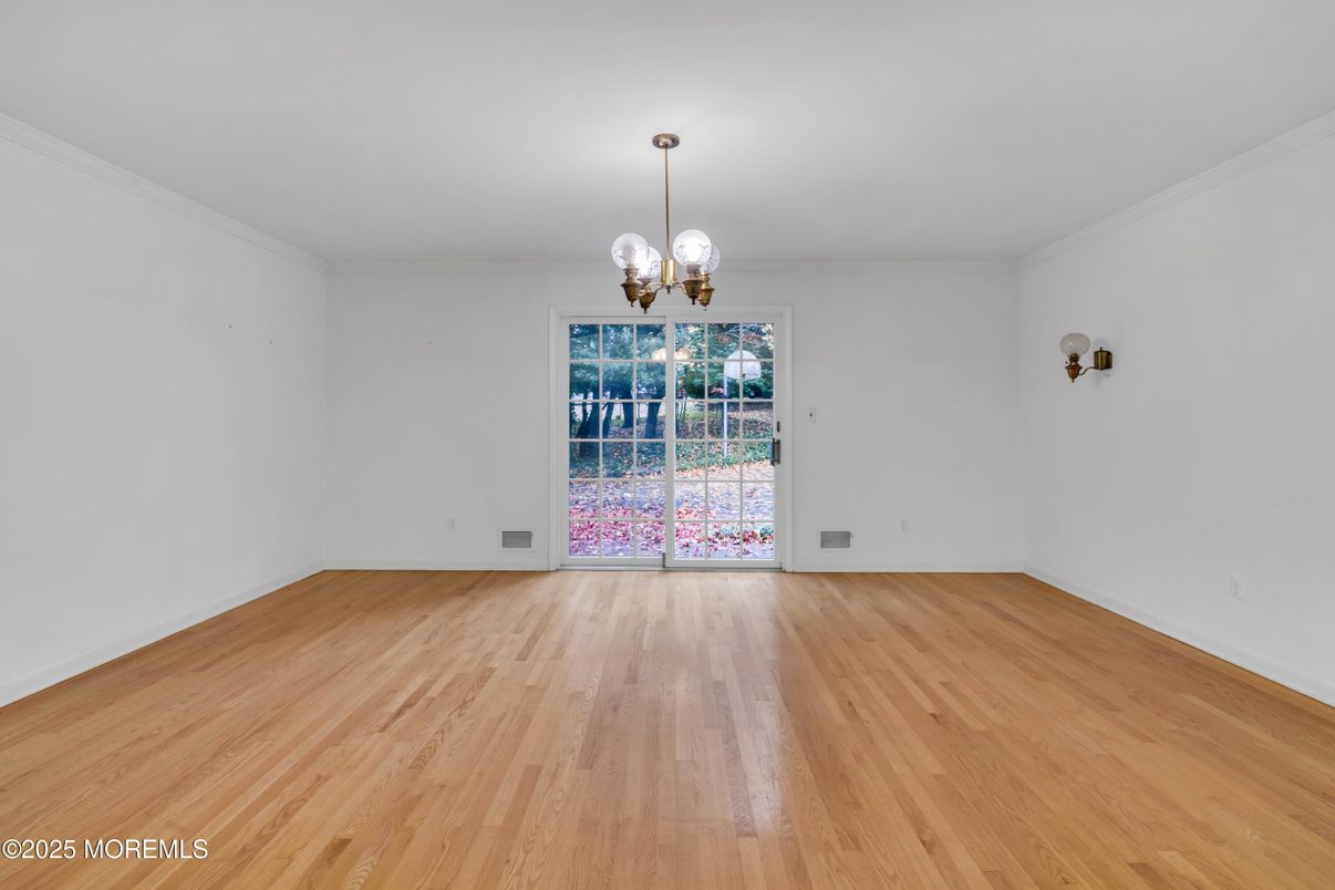 Empty room, Interior, Pendant Lights, Wood Texture Flooring