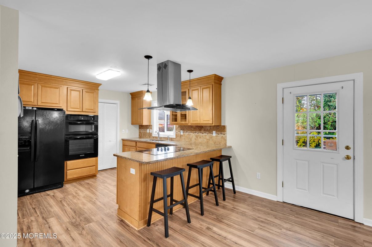 Interior, Kitchen, Pendant Lights, Wood Texture Flooring