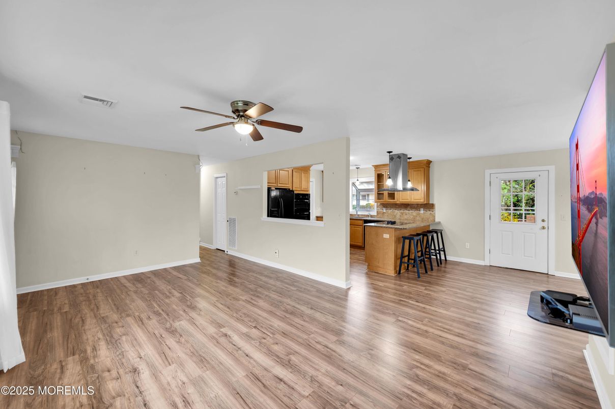 Empty room, Interior, Kitchen, Wood Texture Flooring