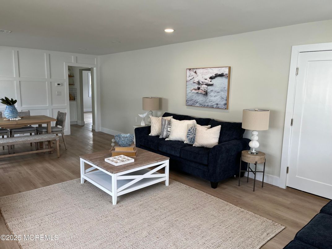 Dining room, Interior, Living room, Recessed Lighting, Wood Texture Flooring