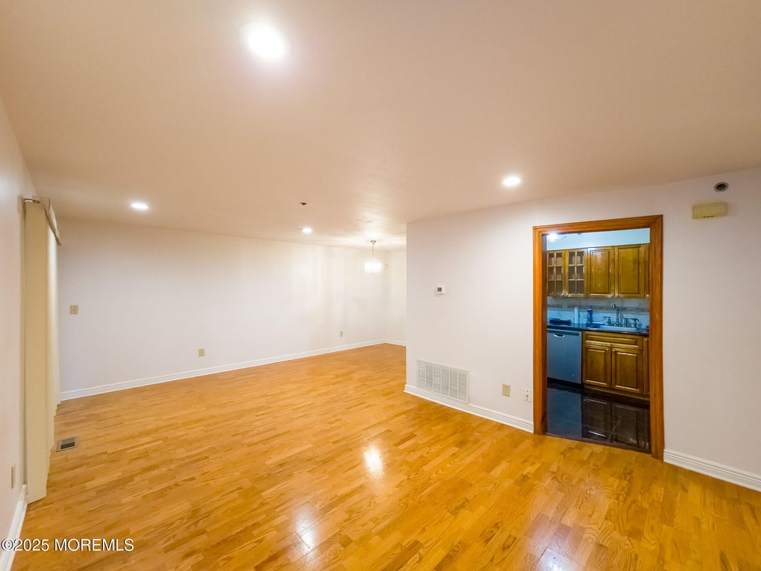 Empty room, Interior, Kitchen, Recessed Lighting, Wood Texture Flooring