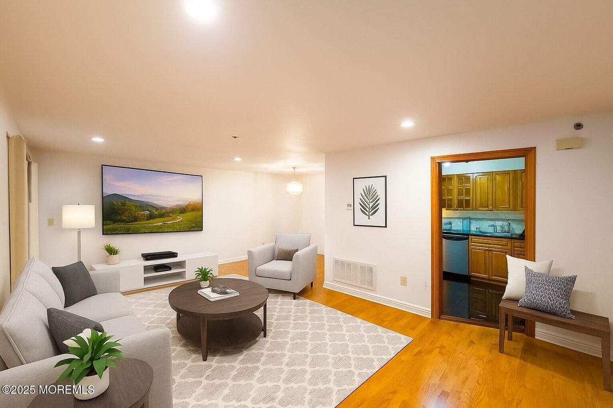 Interior, Living room, Recessed Lighting, Wood Texture Flooring