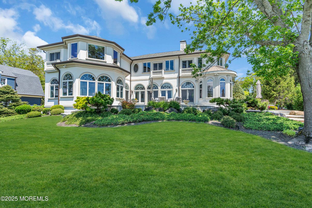 Backyard, Exterior, Facade, Mediterranean