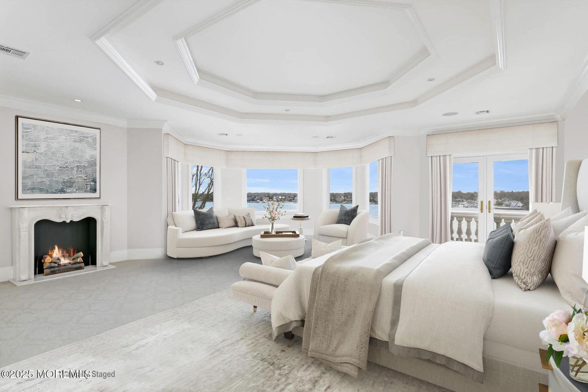 Bedroom, Fireplace, Interior, Recessed Lighting, Water