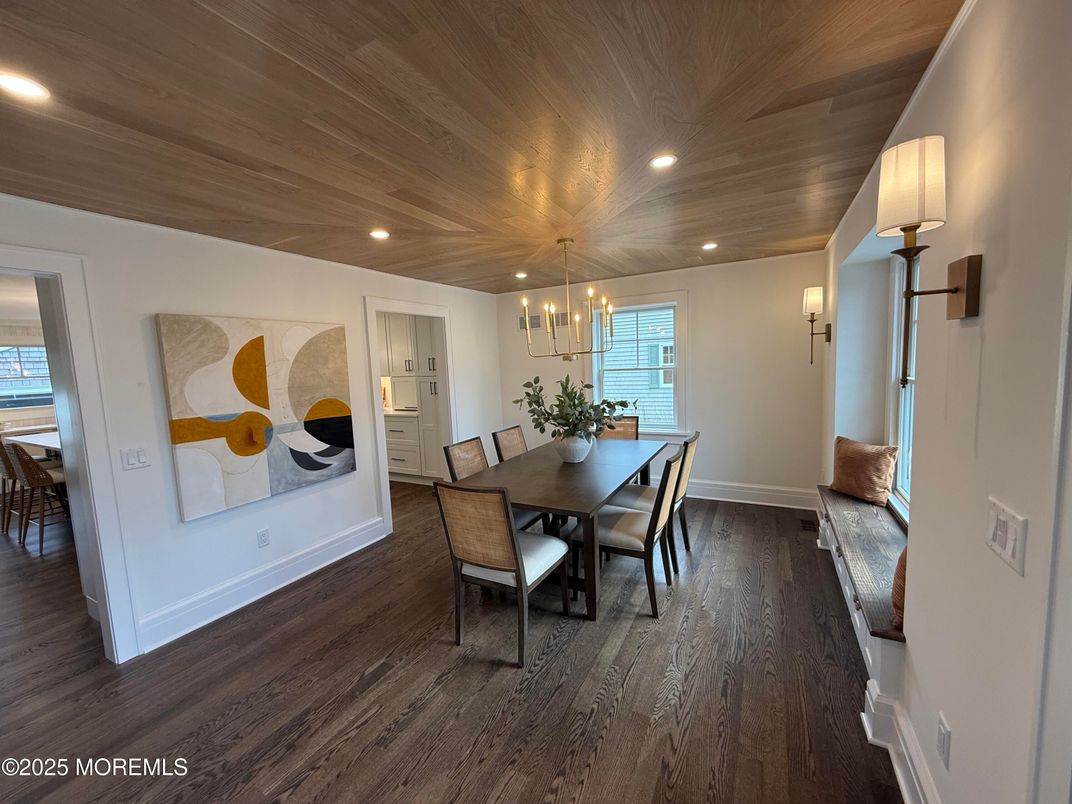Dining room, Interior, Pendant Lights, Recessed Lighting, Wooden Ceilings, Wood Texture Flooring