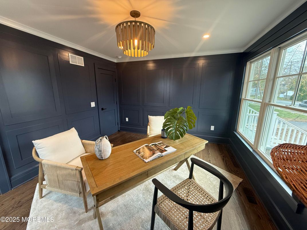Chandelier, Home Office, Interior, Recessed Lighting, Wood Texture Flooring