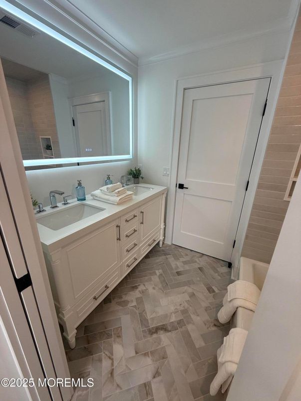 Bathroom, Dual Sink Vanities, Interior, Wood Texture Flooring