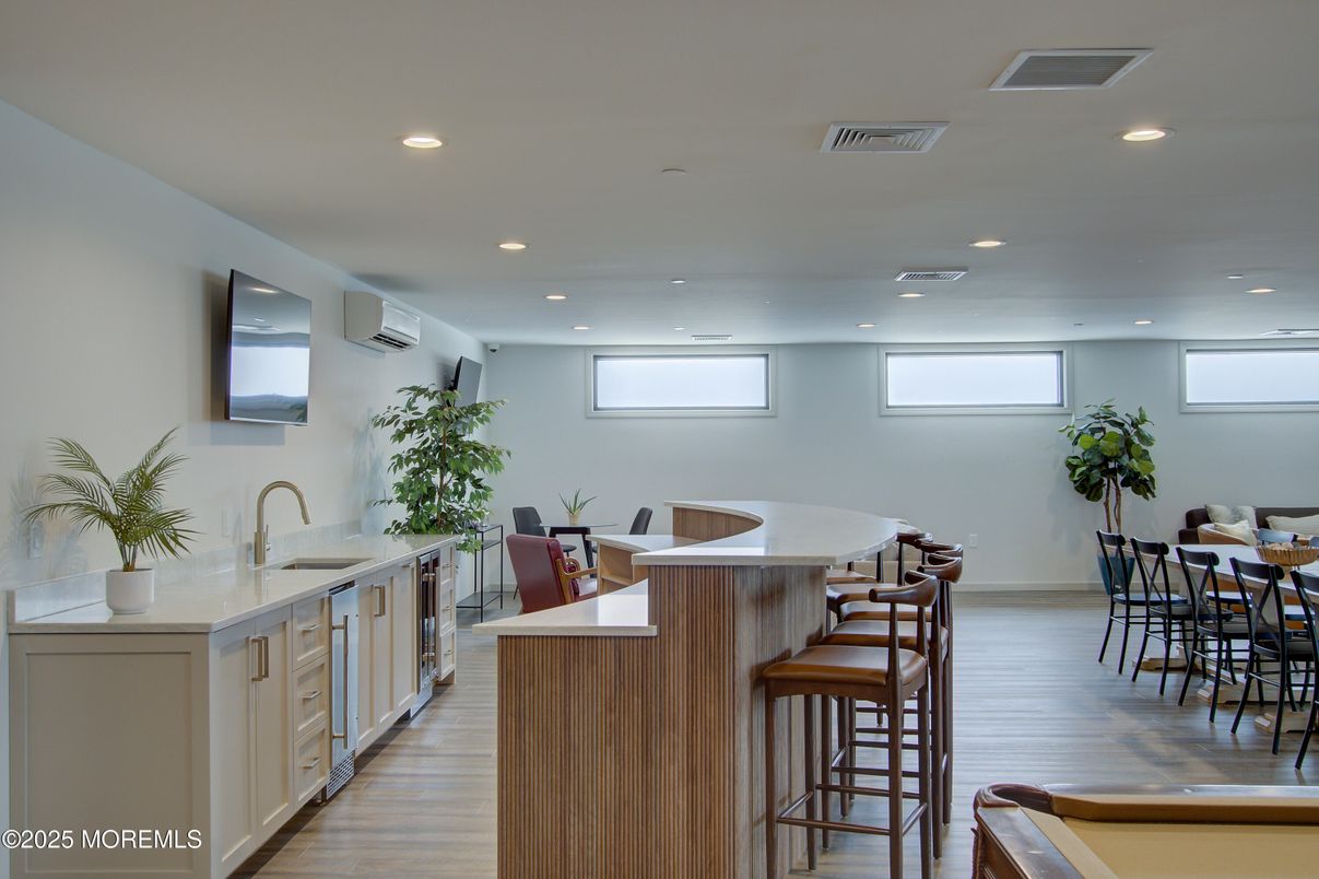 Dining room, Interior, Kitchen, Recessed Lighting, Wood Texture Flooring