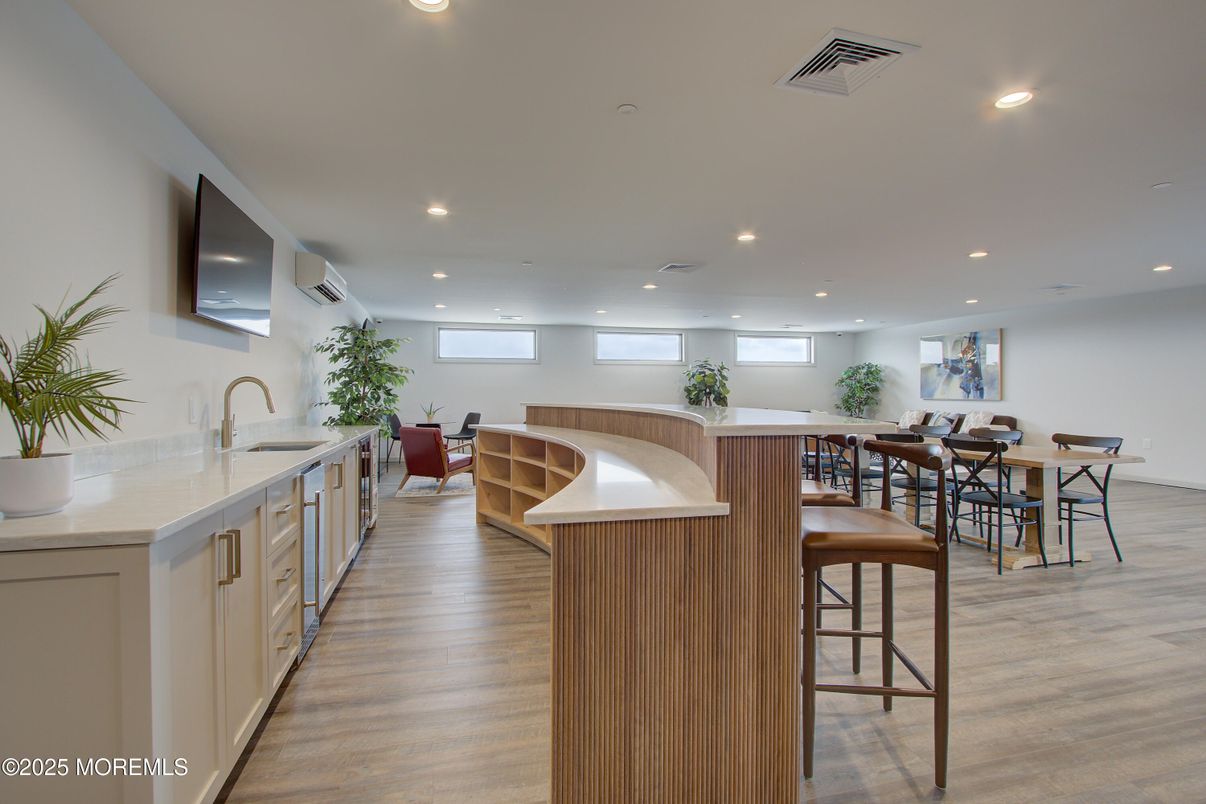 Dining room, Interior, Kitchen, Recessed Lighting, Wood Texture Flooring