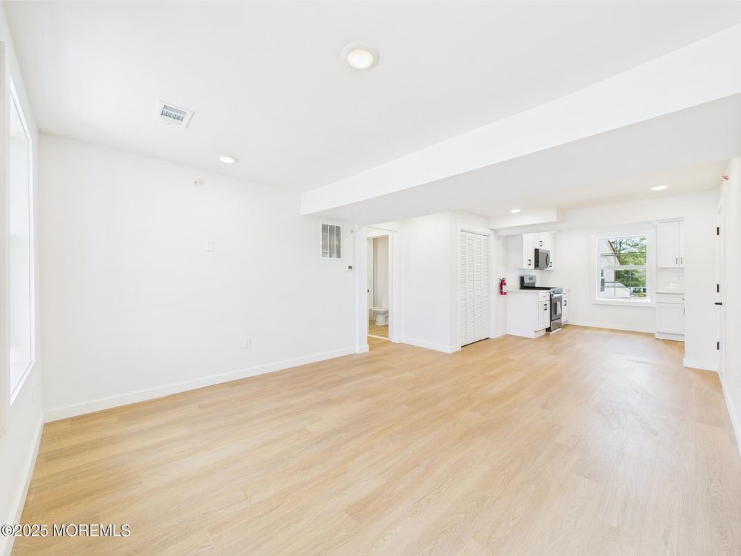 Empty room, Interior, Kitchen, Recessed Lighting, Wood Texture Flooring