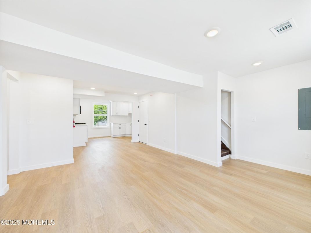 Empty room, Interior, Kitchen, Recessed Lighting, Wood Texture Flooring