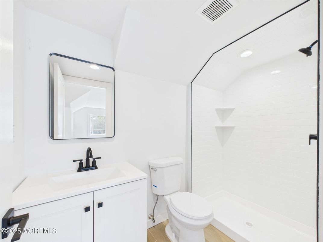 Bathroom, Interior, Recessed Lighting, Wood Texture Flooring