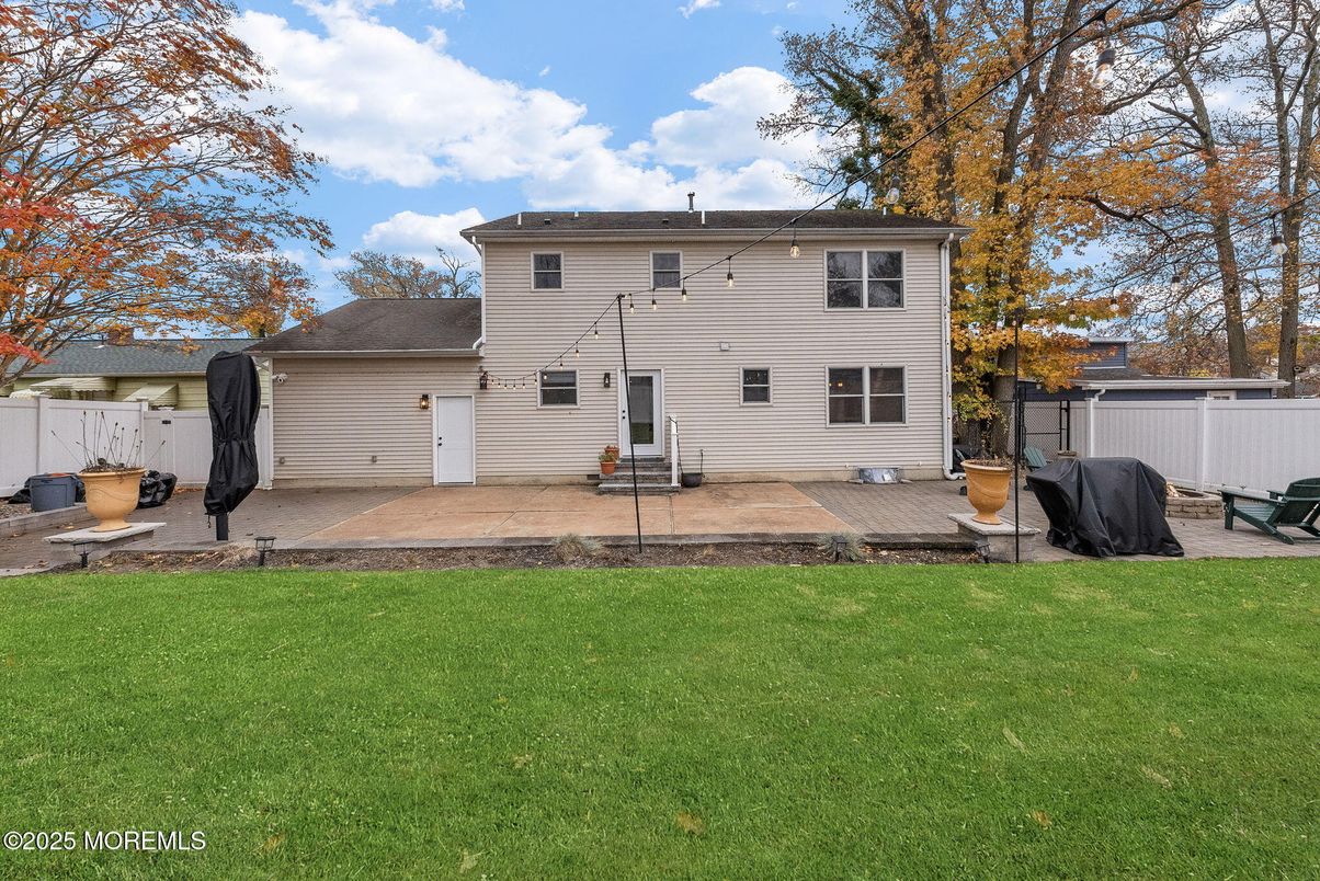 Backyard, Detached Garage, Exterior