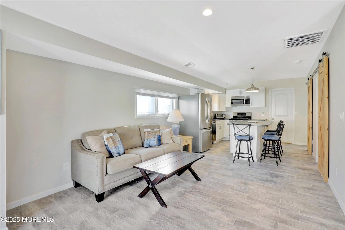 Interior, Kitchen, Living room, Pendant Lights, Recessed Lighting, Stainless Steel Appliances, Wood Texture Flooring