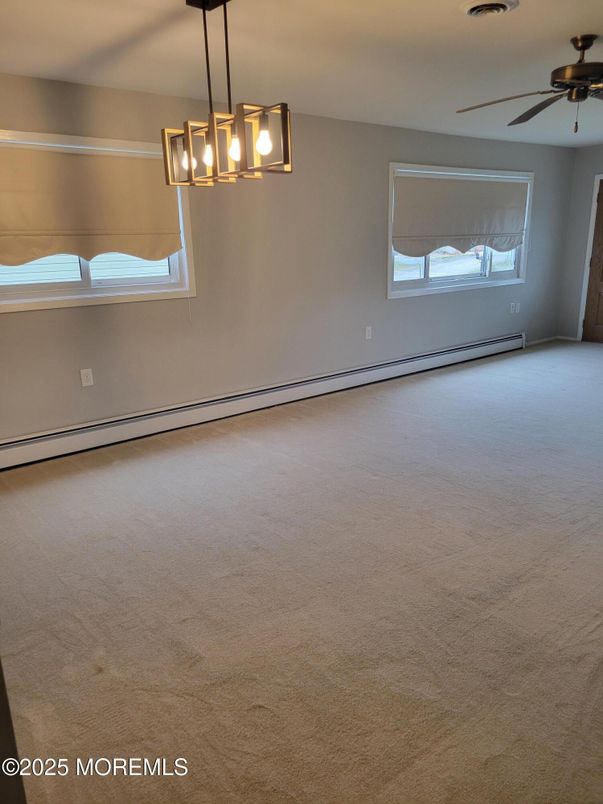 Empty room, Interior, Pendant Lights