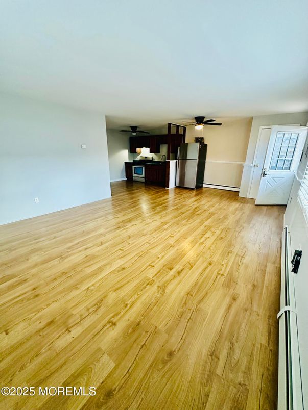 Empty room, Interior, Kitchen, Wood Texture Flooring
