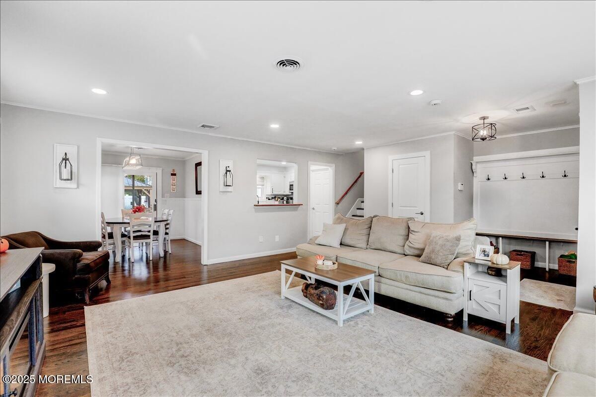 Dining room, Interior, Living room, Recessed Lighting, Wood Texture Flooring