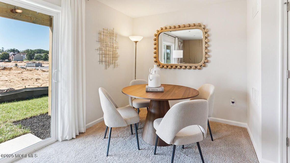 Dining room, Interior