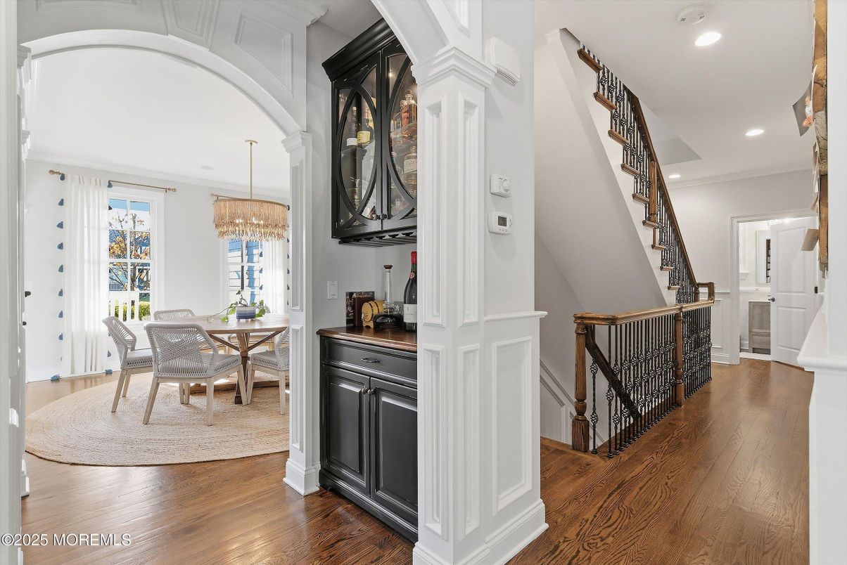 Chandelier, Dining room, Interior, Recessed Lighting, Wood Texture Flooring
