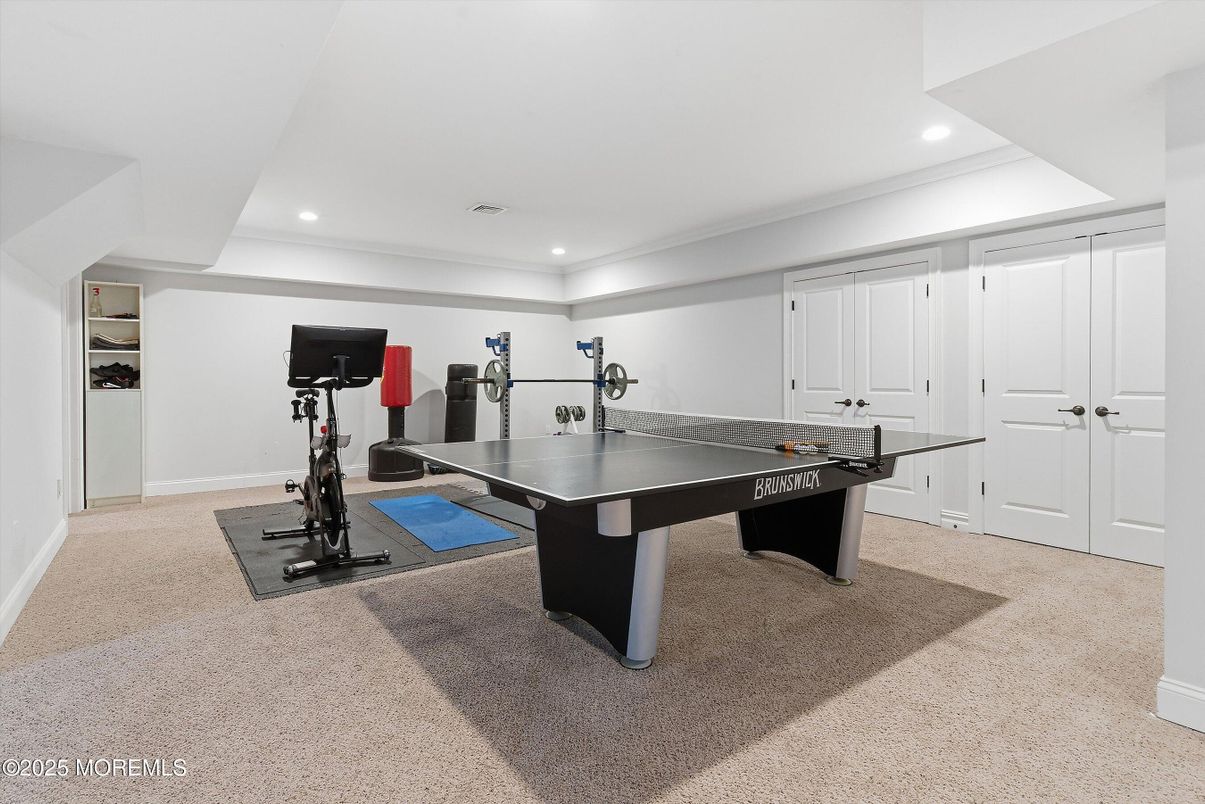 Fitness Equipment, Game Room, Interior, Recessed Lighting