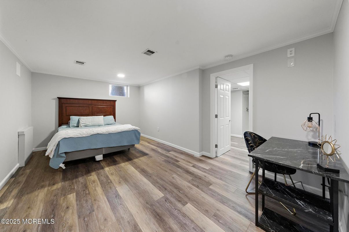 Bedroom, Dining room, Interior, Recessed Lighting, Wood Texture Flooring