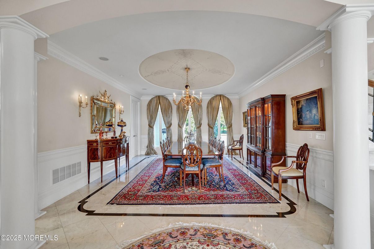 Chandelier, Dining room, Interior