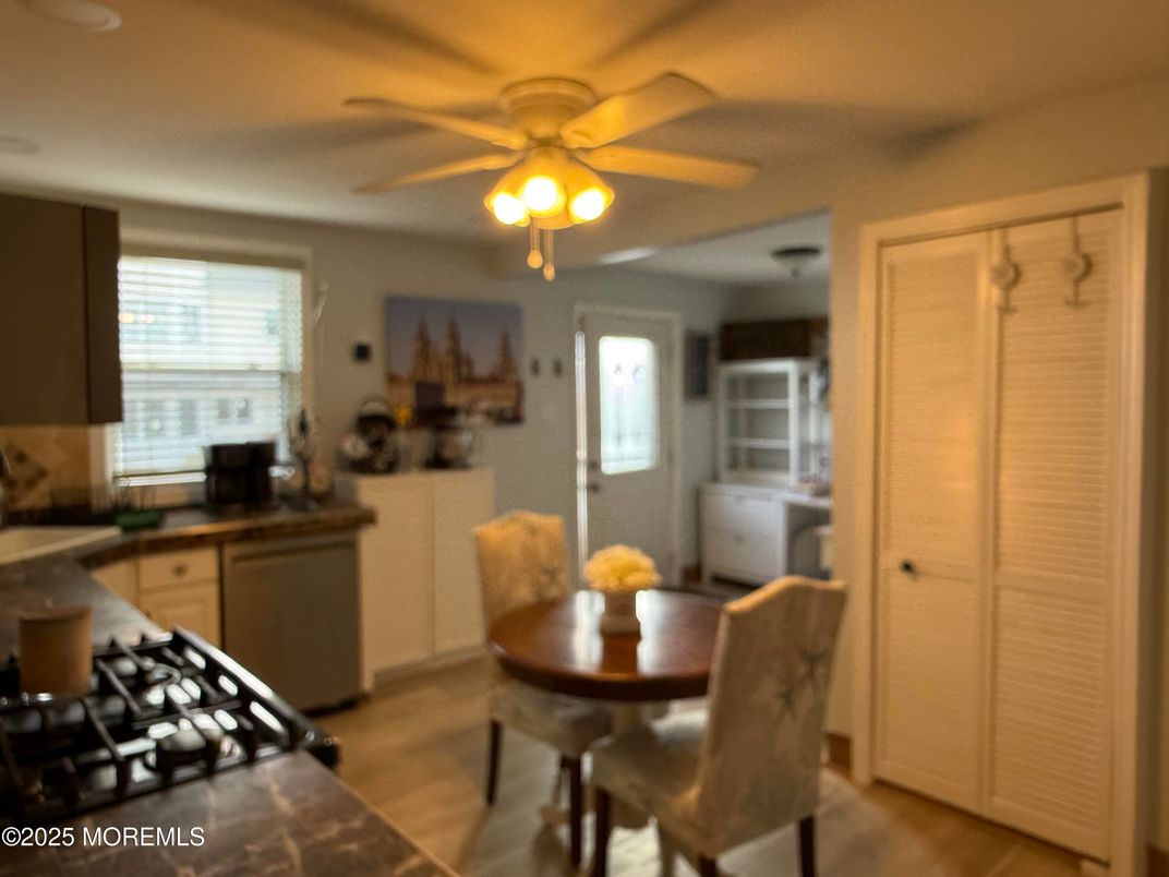 Dining room, Interior, Kitchen