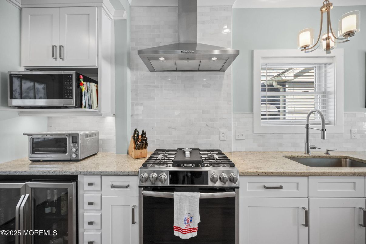 Interior, Kitchen, Stainless Steel Appliances
