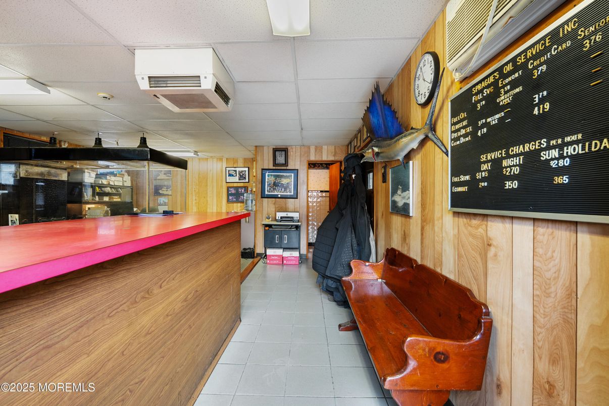 Interior, Wooden Walls