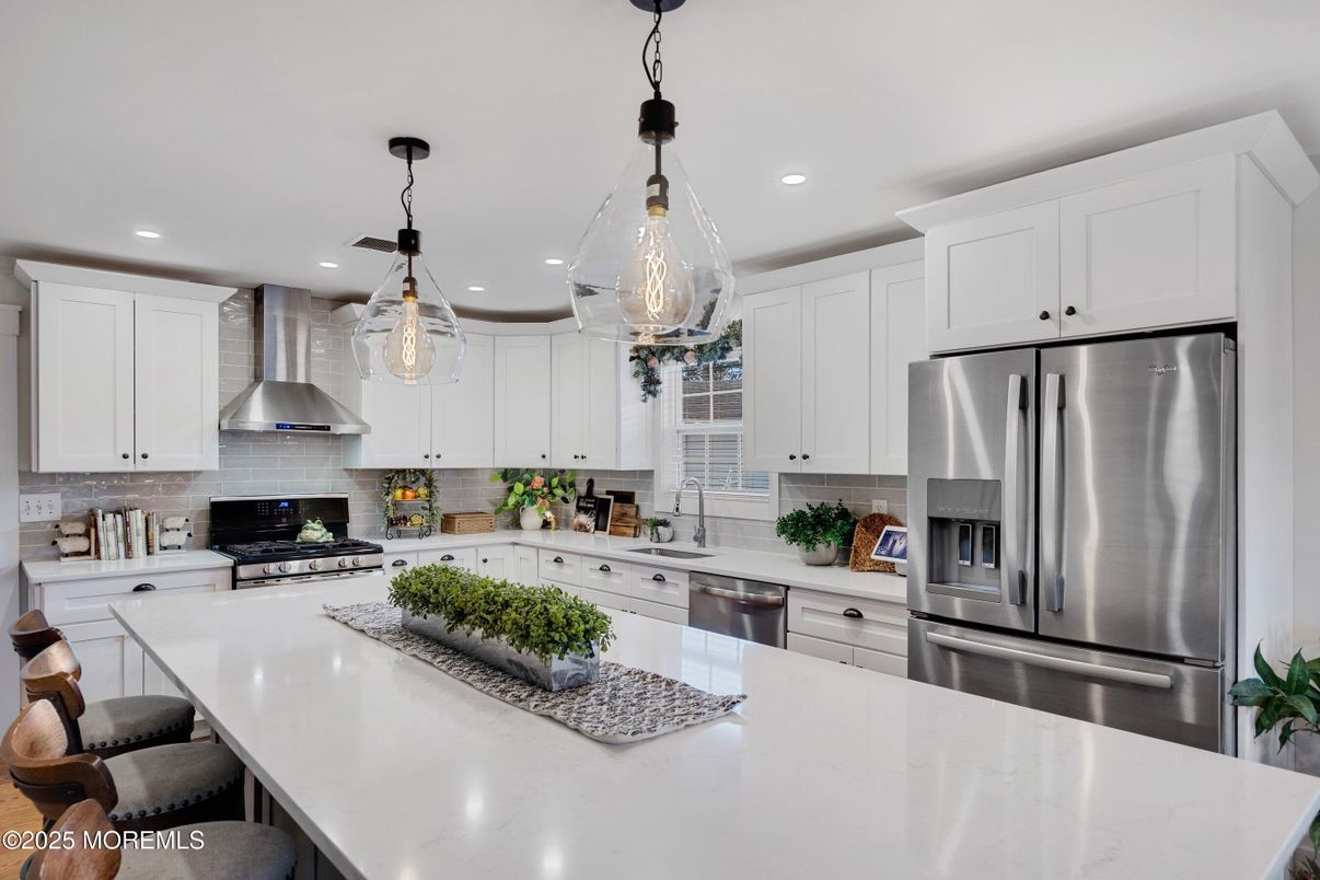 Interior, Kitchen, Pendant Lights, Recessed Lighting, Stainless Steel Appliances