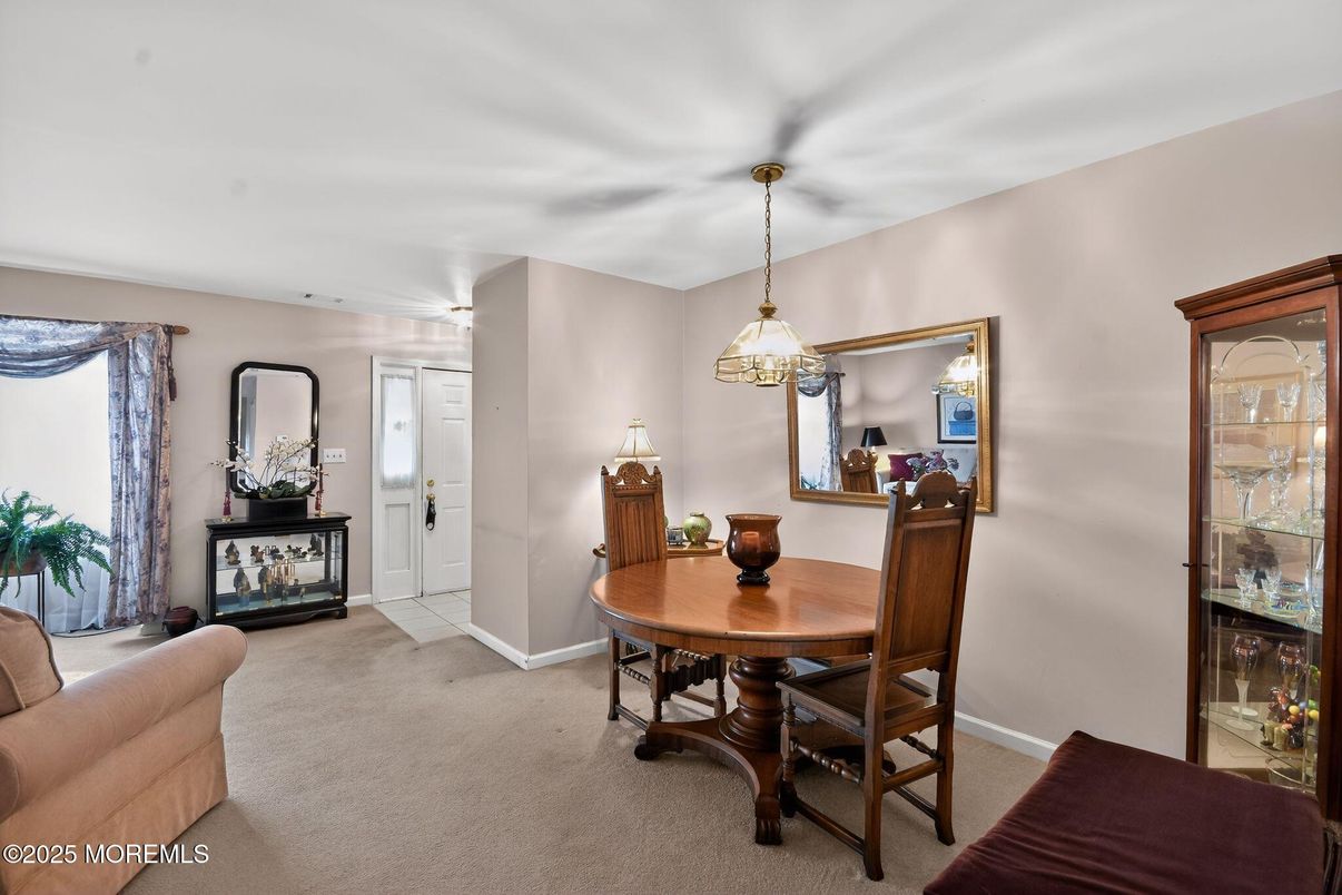 Dining room, Interior, Pendant Lights