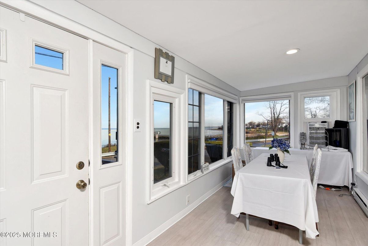 Home Office, Interior, Recessed Lighting, Water