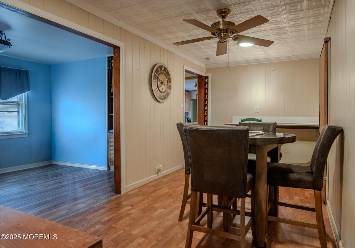 Dining room, Interior, Wood Texture Flooring
