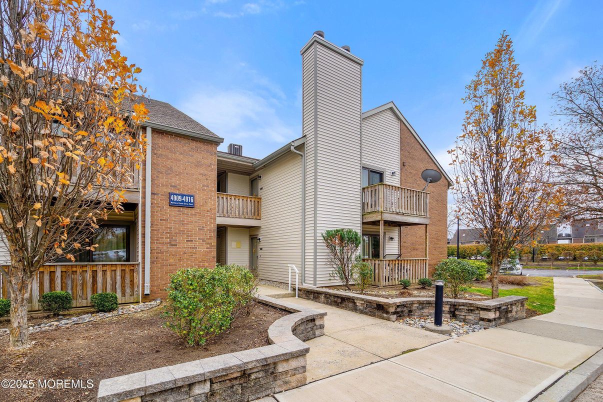 Exterior, Facade, Brick Facade, Tudor Revival