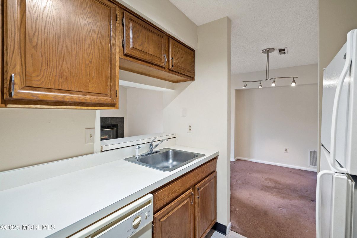 Fireplace, Interior, Kitchen, Pendant Lights