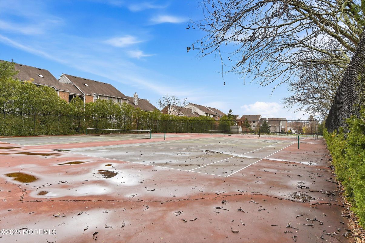 Exterior, Tennis Courts