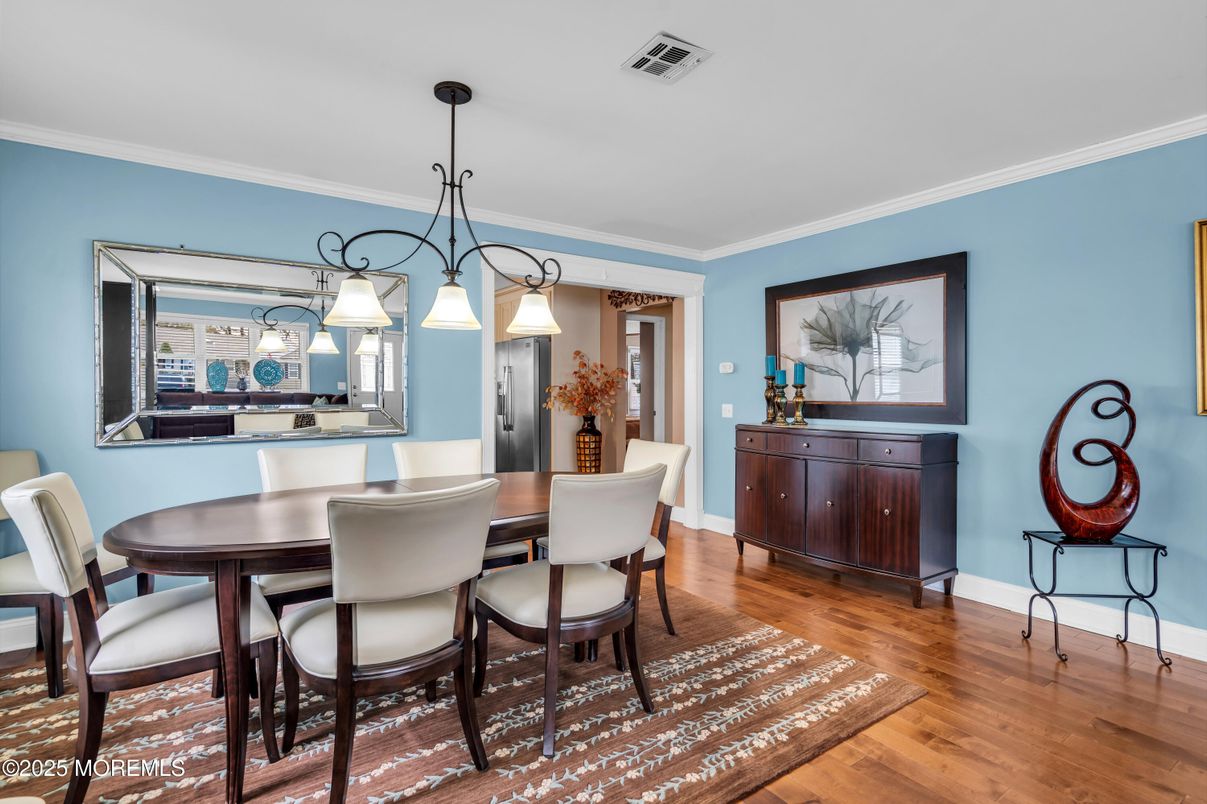 Chandelier, Dining room, Interior, Wood Texture Flooring