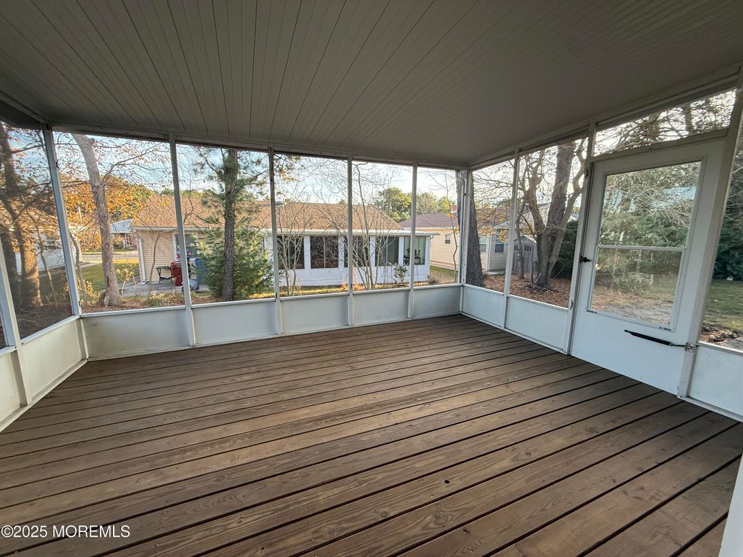 Interior, Sun Room, Wood Texture Flooring