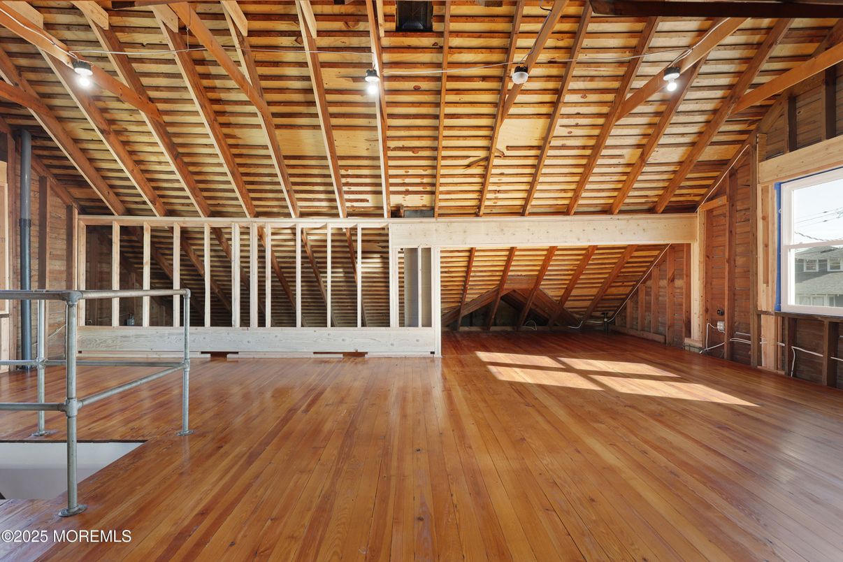 Empty room, Interior, Wooden Beams, Wooden Ceilings, Wood Texture Flooring, Wooden Walls