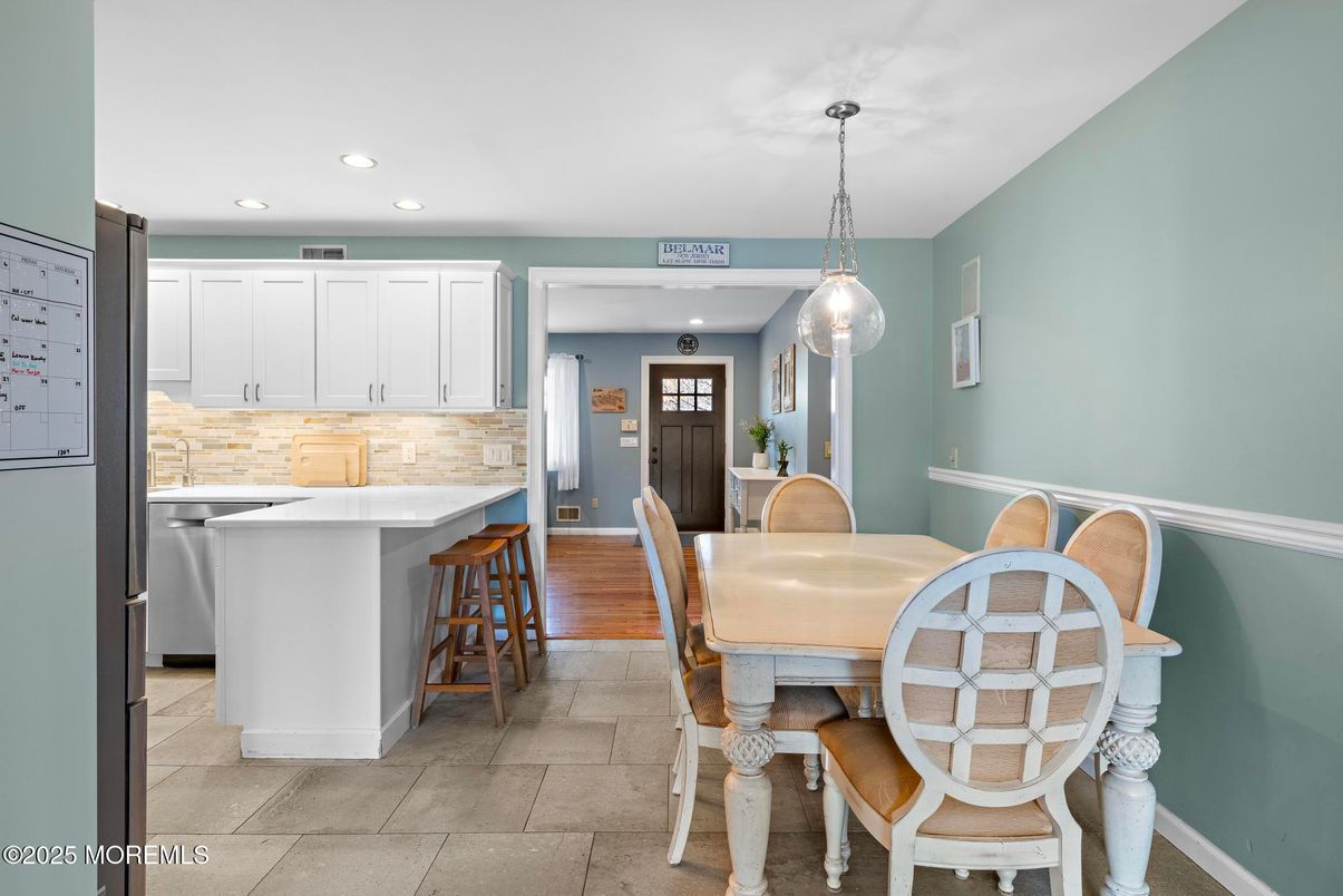 Dining room, Interior, Kitchen, Pendant Lights, Recessed Lighting